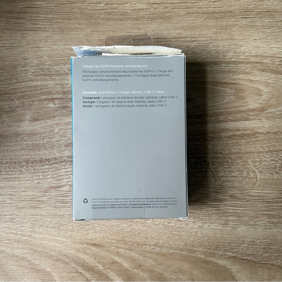 GoPro Hero8/Hero7/Hero6 Dual battery charger + charger - Picture 2 of 2